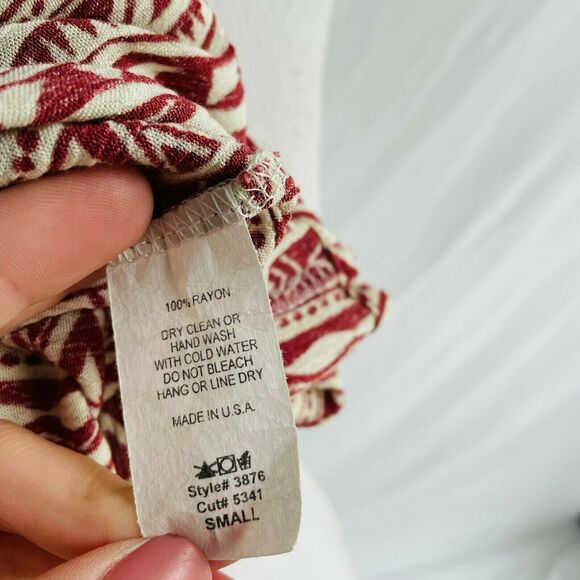 Entro Tribal Top Knotted Waist V Neck Relaxed Fit Red Short Sleeve Casual Small - Picture 9 of 11